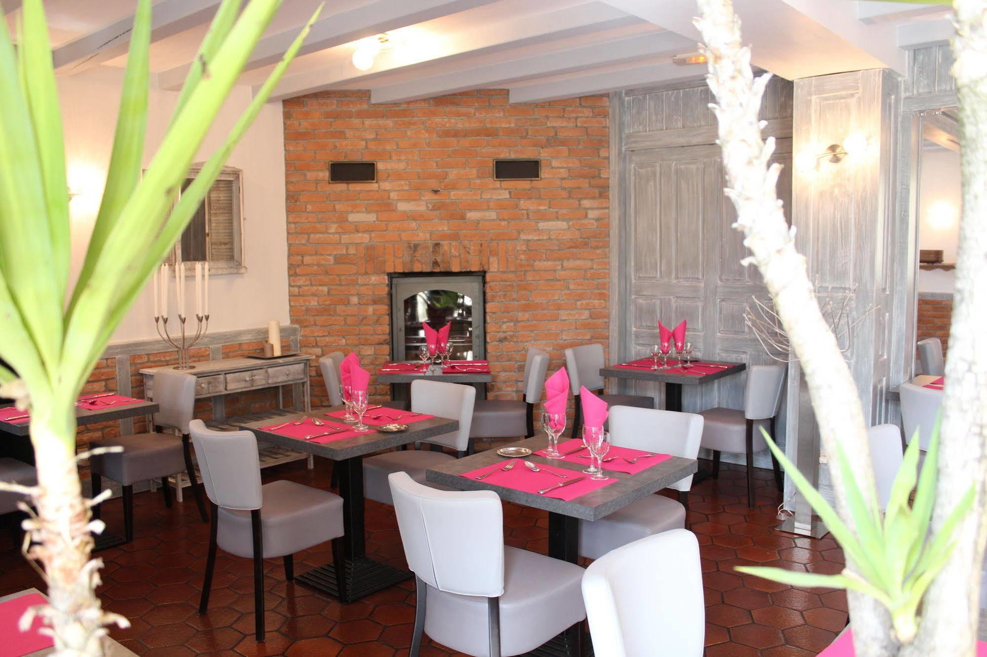Auberge La Tomette, The Originals Relais Vitrac  المظهر الخارجي الصورة