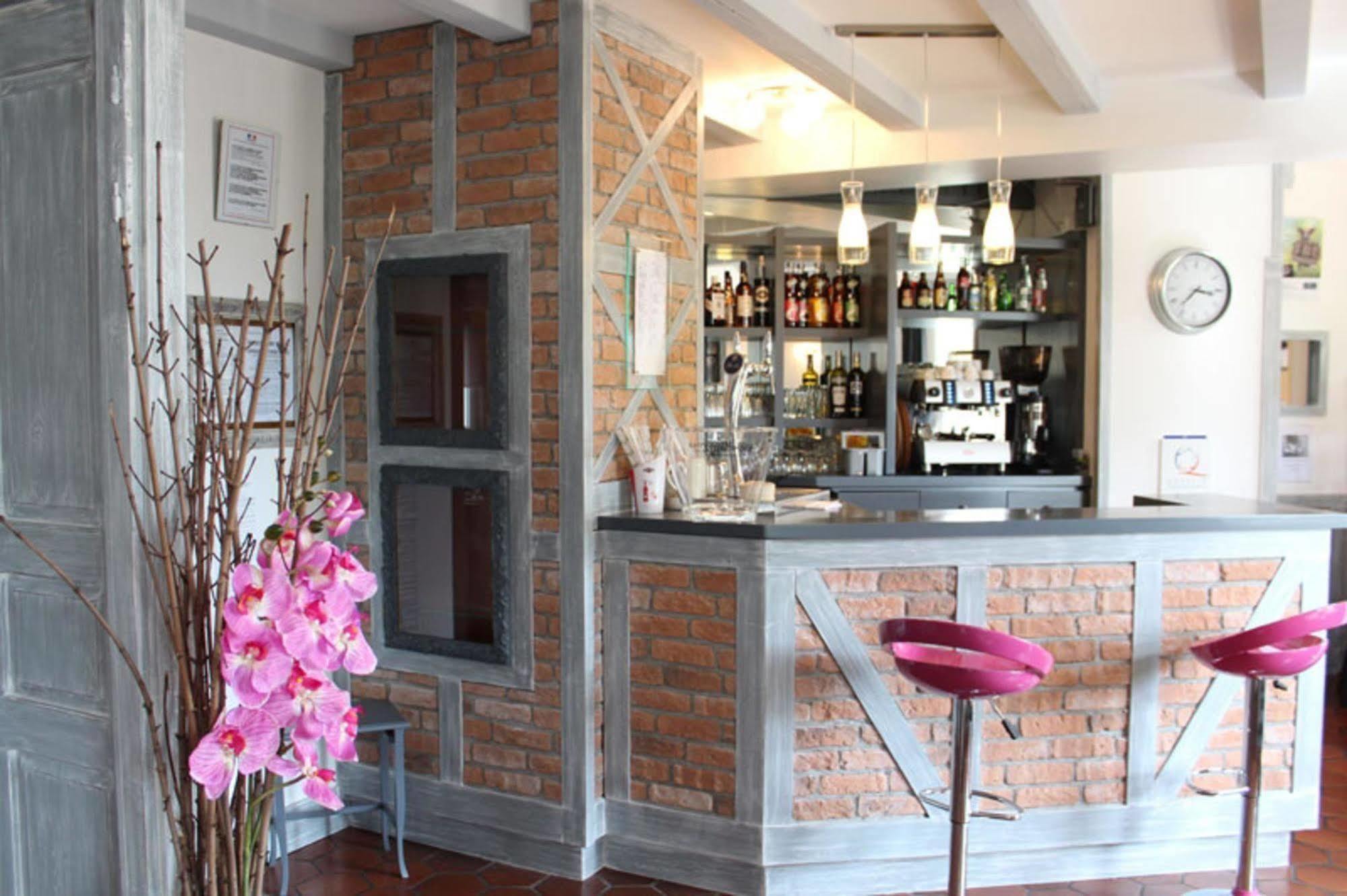Auberge La Tomette, The Originals Relais Vitrac  المظهر الخارجي الصورة